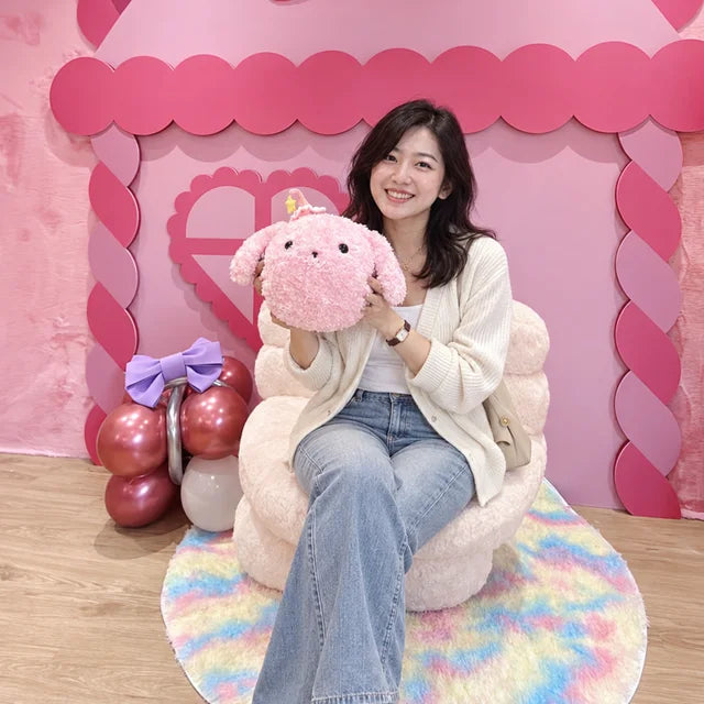 坐上毛絨小屋的寶座